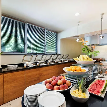 Doubletree By Hilton & Convention Center Hotel Krakow