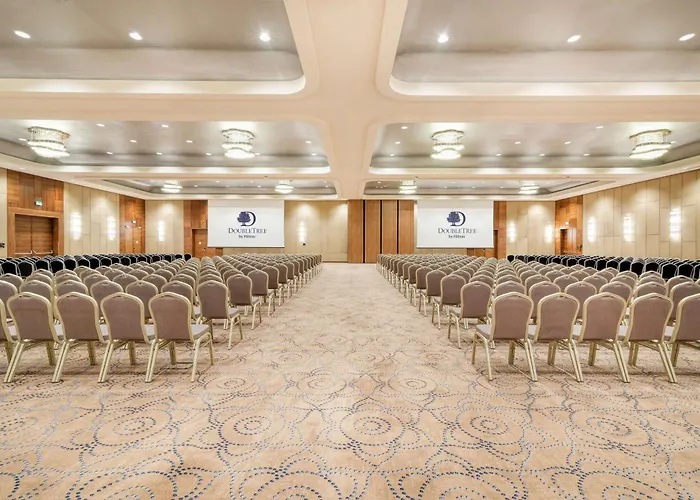 Doubletree By Hilton & Convention Center Hotel Cracóvia