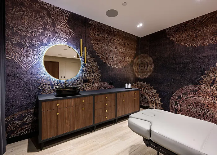 Doubletree By Hilton & Convention Center 4*