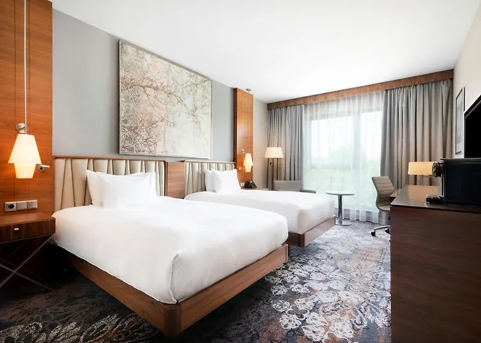 Hotel Doubletree By Hilton & Convention Center 4*