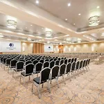 Doubletree By Hilton & Convention Center Hotell 4*
