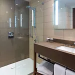 Doubletree By Hilton & Convention Center 4*