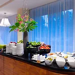 Doubletree By Hilton & Convention Center Hotel 4*