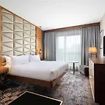 Hotel Doubletree By Hilton & Convention Center