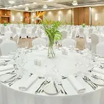 Doubletree By Hilton & Convention Center 4*