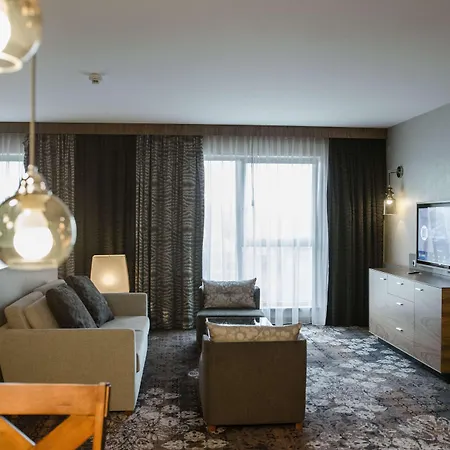 Doubletree By Hilton & Convention Center 4*