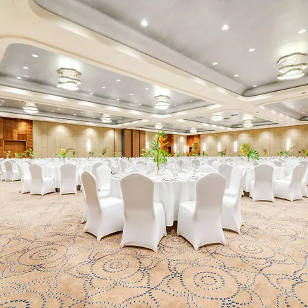 Doubletree By Hilton Hotel
