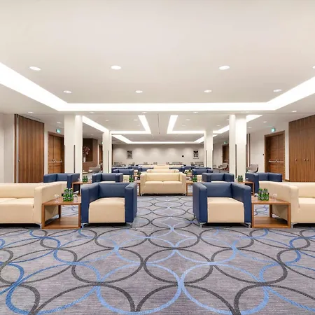Doubletree By Hilton & Convention Center Hotell 4*