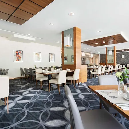 Hotel Doubletree By Hilton & Convention Center Krakov