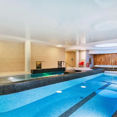 Doubletree By Hilton & Convention Center Ξενοδοχείο