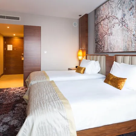 Doubletree By Hilton & Convention Center Hotel 4*