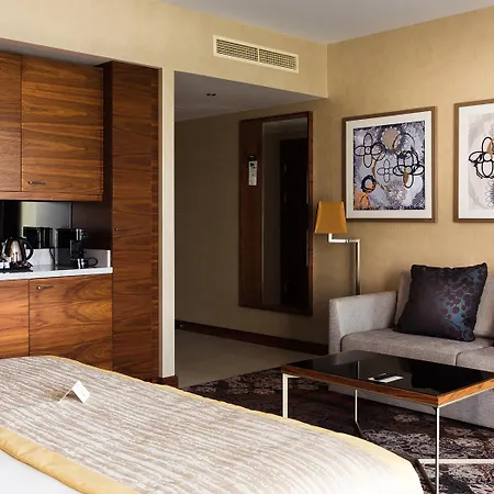 Doubletree By Hilton & Convention Center
