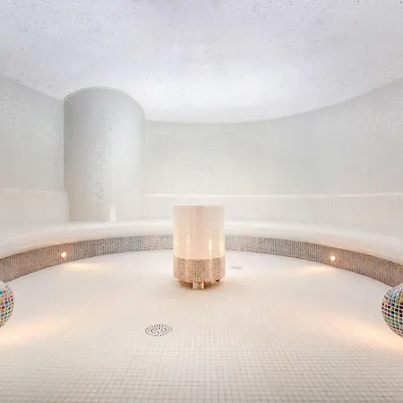 Doubletree By Hilton & Convention Center Cracovie