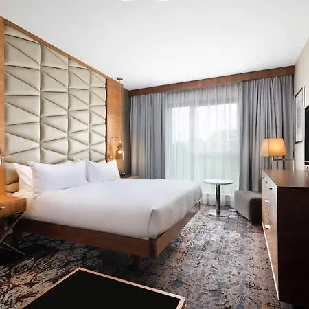 Hotell Doubletree By Hilton & Convention Center