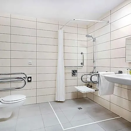 Doubletree By Hilton & Convention Center 4*