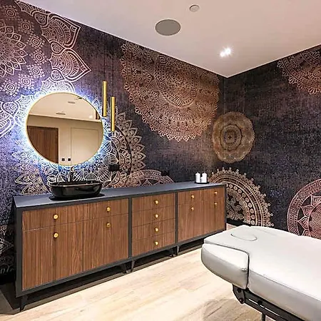 Ξενοδοχείο Doubletree By Hilton & Convention Center Krasków