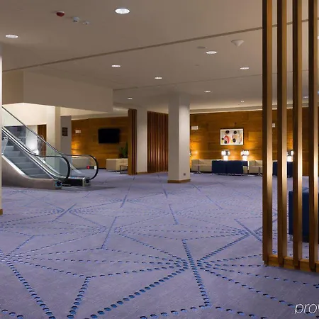 Doubletree By Hilton & Convention Center