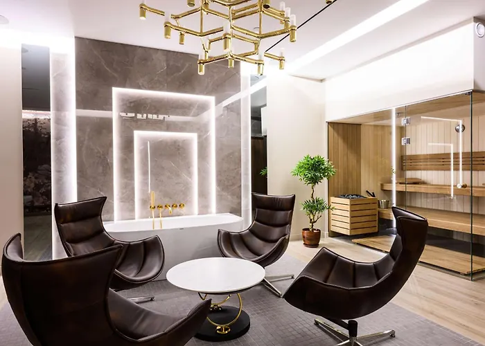 Doubletree By Hilton & Convention Center Hotel 4*