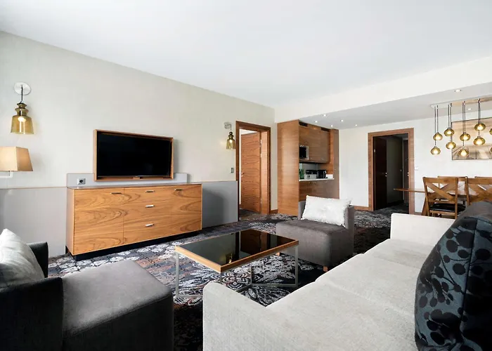 Doubletree By Hilton & Convention Center 4*