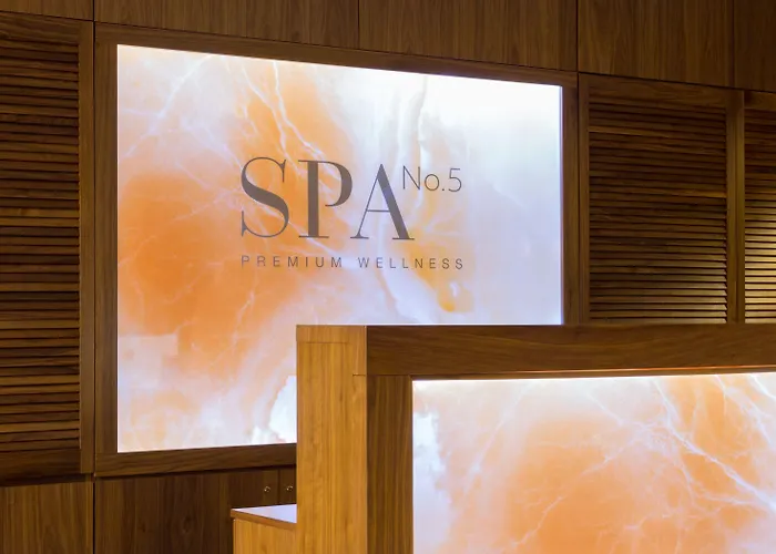 Hotell Doubletree By Hilton & Convention Center