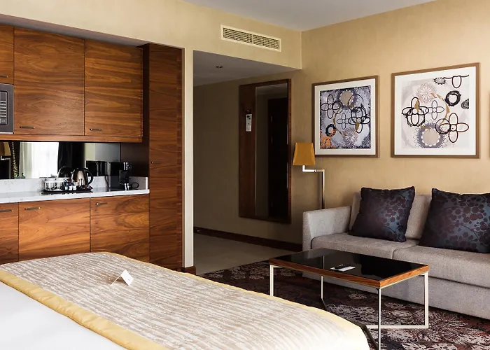 Doubletree By Hilton & Convention Center