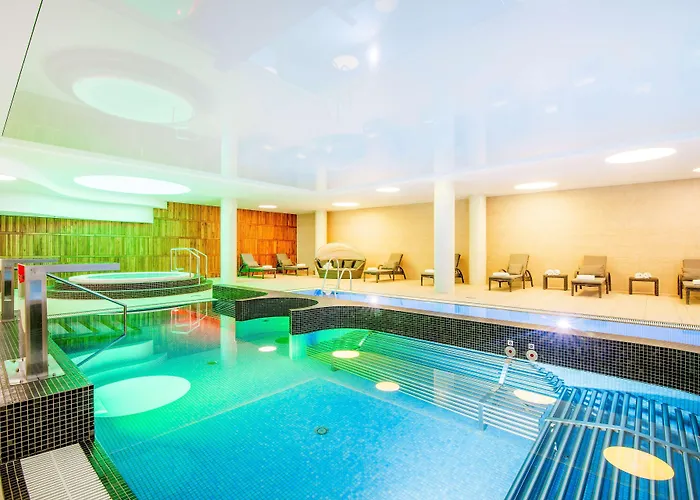 Doubletree By Hilton & Convention Center