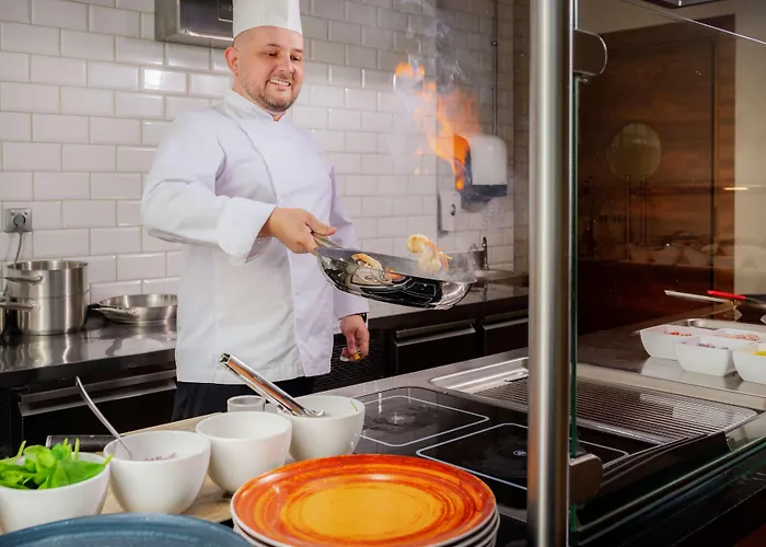 ومركز مؤتمرات دوبل تري باي هيلتون كراكوف 4* كراكوفيا