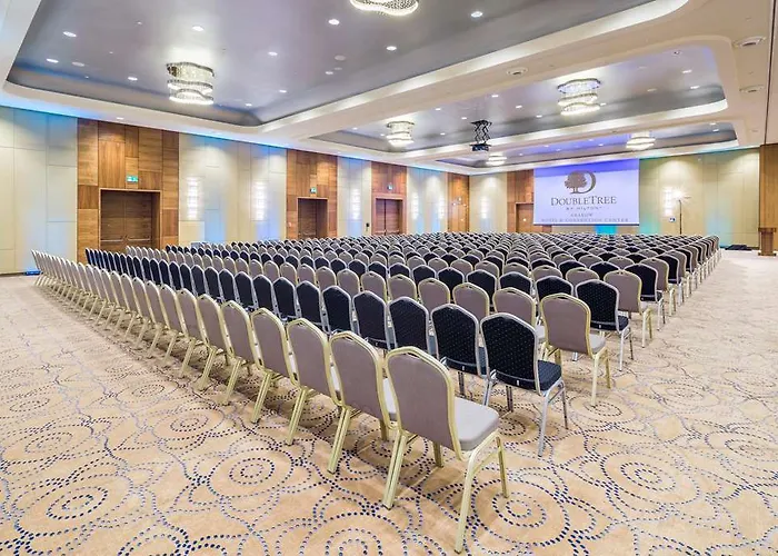 ومركز مؤتمرات دوبل تري باي هيلتون كراكوف كراكوفيا