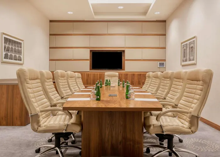 Doubletree By Hilton & Convention Center